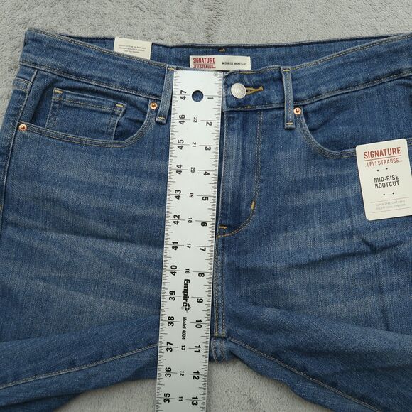 Levi's Signature Jeans Women's 10 Blue Mid-Rise Bootcut Denim 31" Inseam NWT - Picture 6 of 16